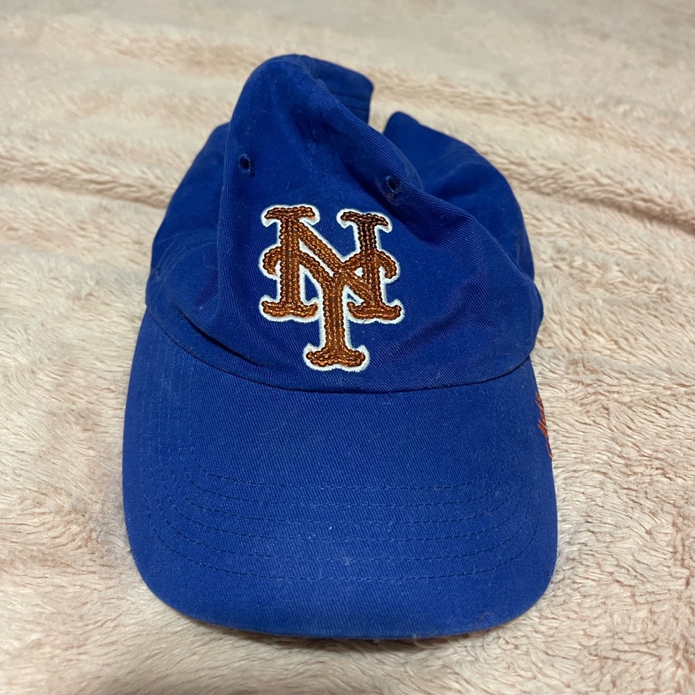 NY Mets women’s sequin logo baseball cap